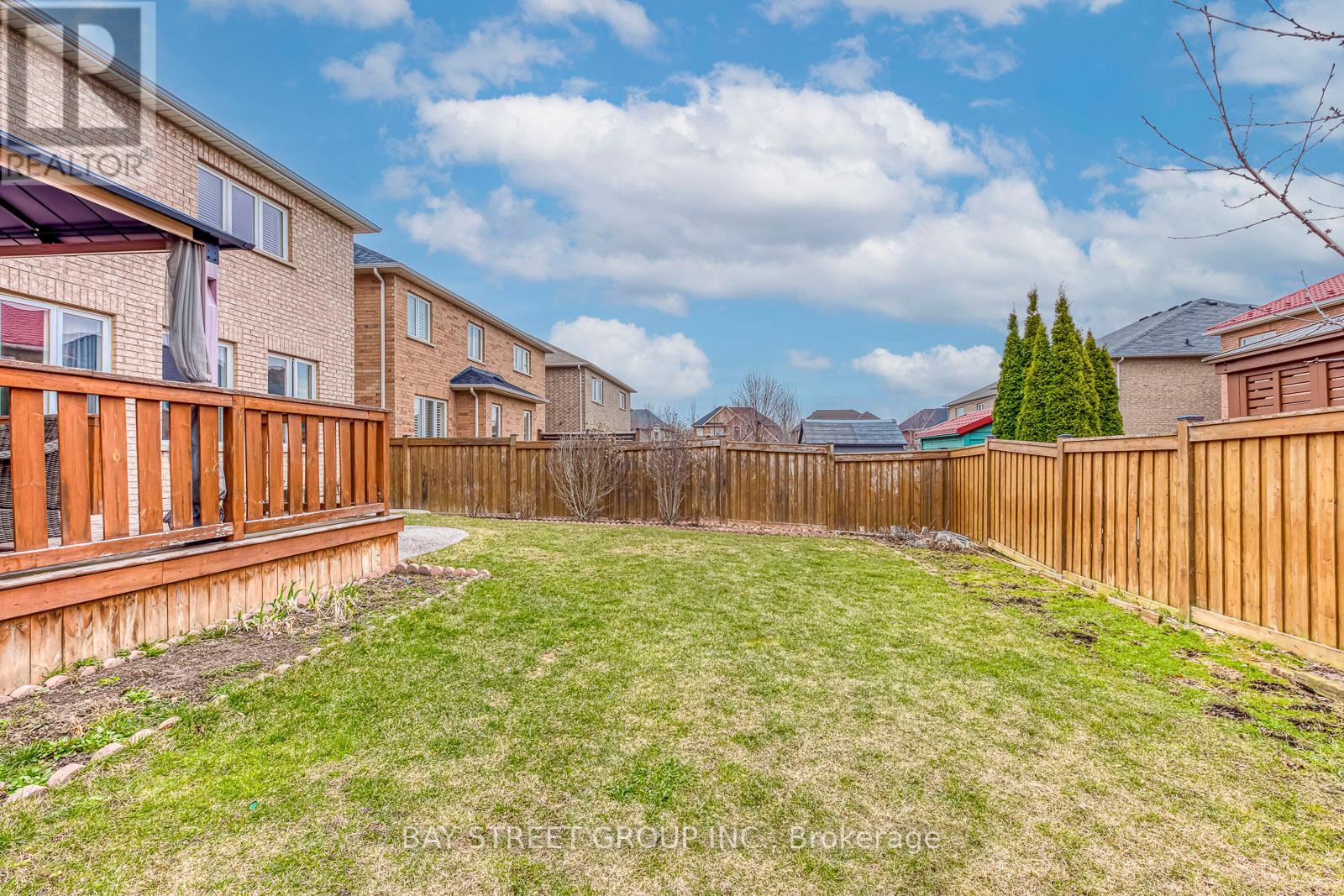 16 Henderson Street, Hamilton, Ontario  L9K 0H1 - Photo 35 - X13087454