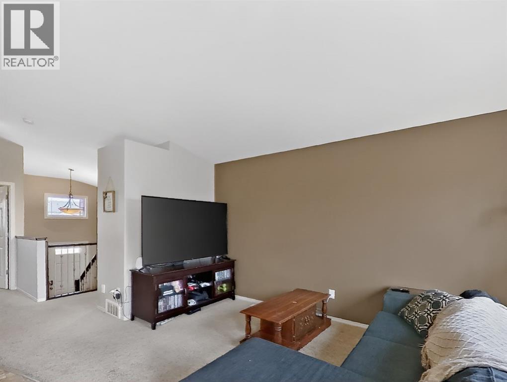 711 Sunset Place, Coaldale, Alberta  T1M 0C5 - Photo 12 - A2302051