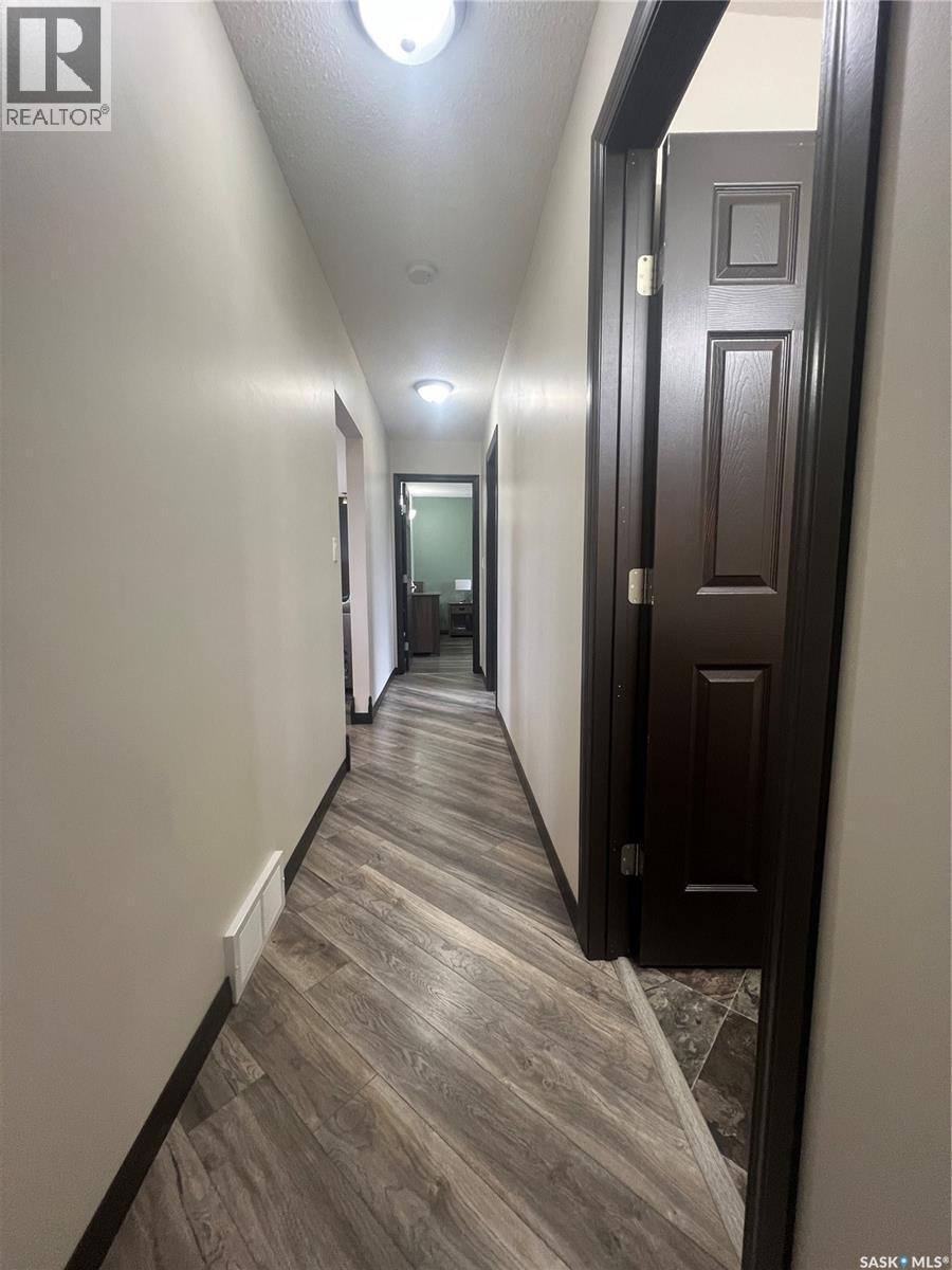 901 Thompson Street, Whitewood, Saskatchewan  S0G 5C0 - Photo 21 - SK035009