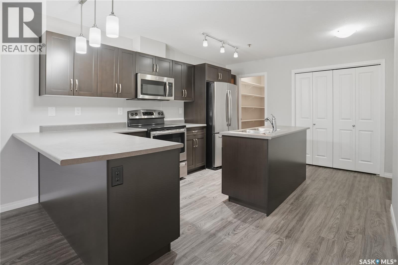 201 2452 Killdeer Drive, North Battleford, Saskatchewan  S9A 3T5 - Photo 3 - SK034977