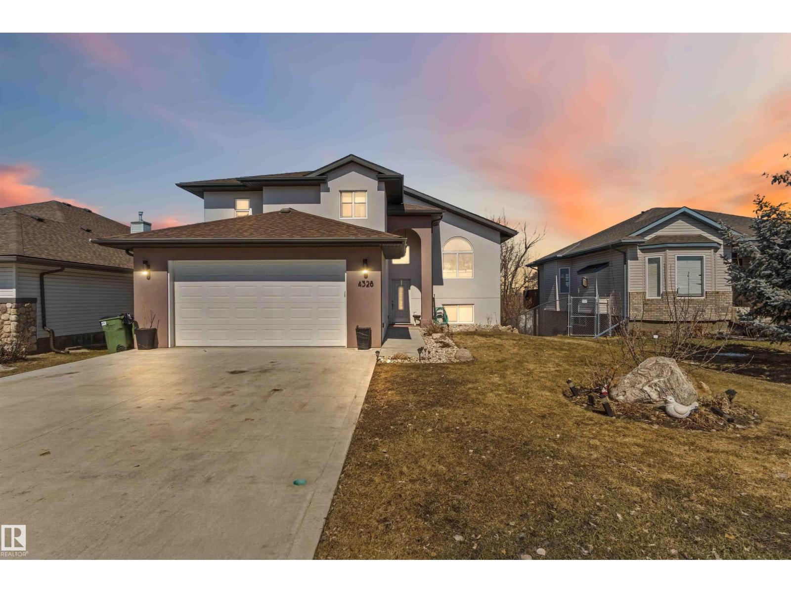 4328 48A Ave, onoway, Alberta
