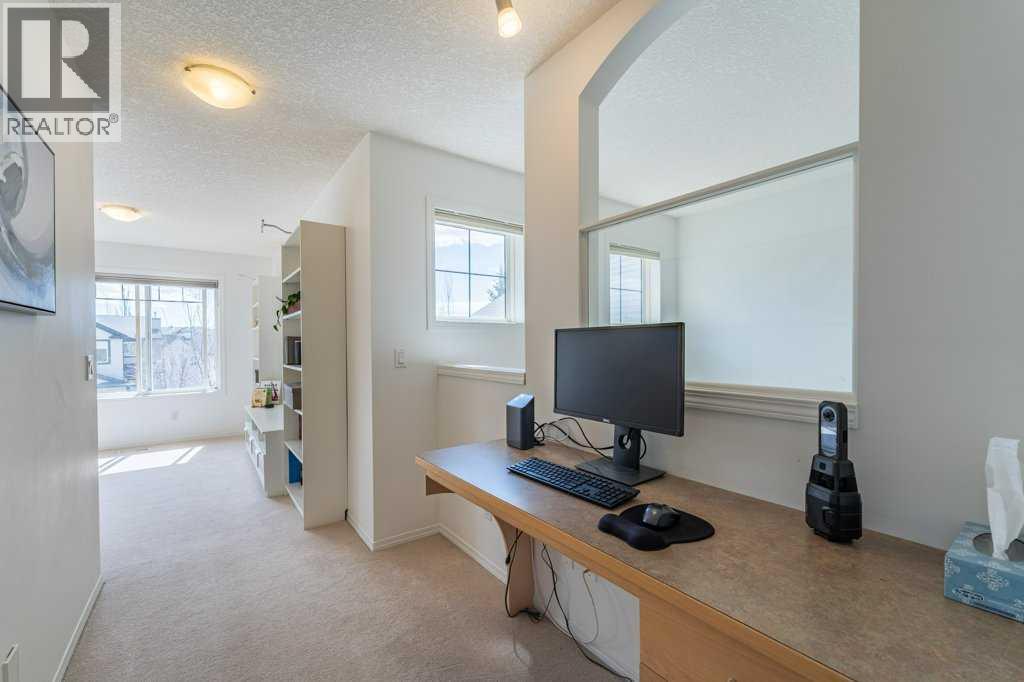322 Rockyspring Circle NW, Calgary, Alberta  T3G 6A2 - Photo 29 - A2301357