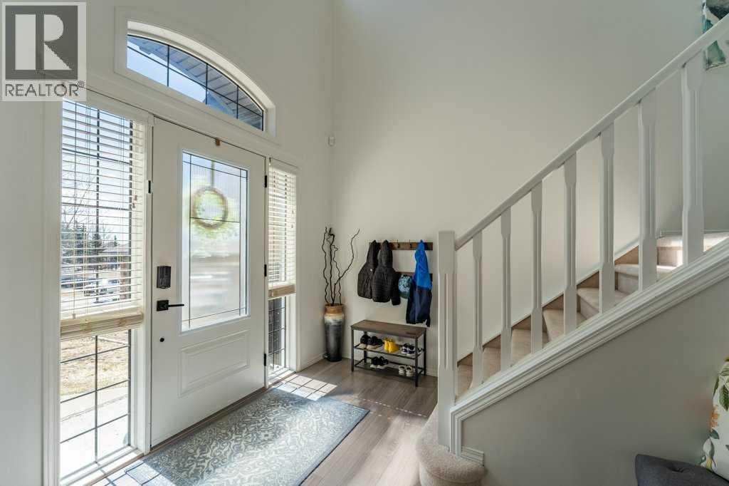 322 Rockyspring Circle NW, Calgary, Alberta  T3G 6A2 - Photo 2 - A2301357