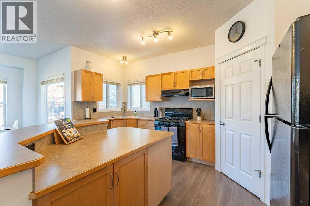322 Rockyspring Circle NW, Calgary, Alberta  T3G 6A2 - Photo 9 - A2301357