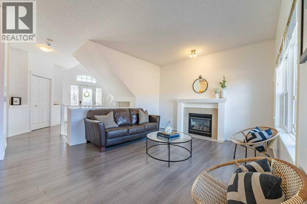 322 Rockyspring Circle NW, Calgary, Alberta  T3G 6A2 - Photo 7 - A2301357