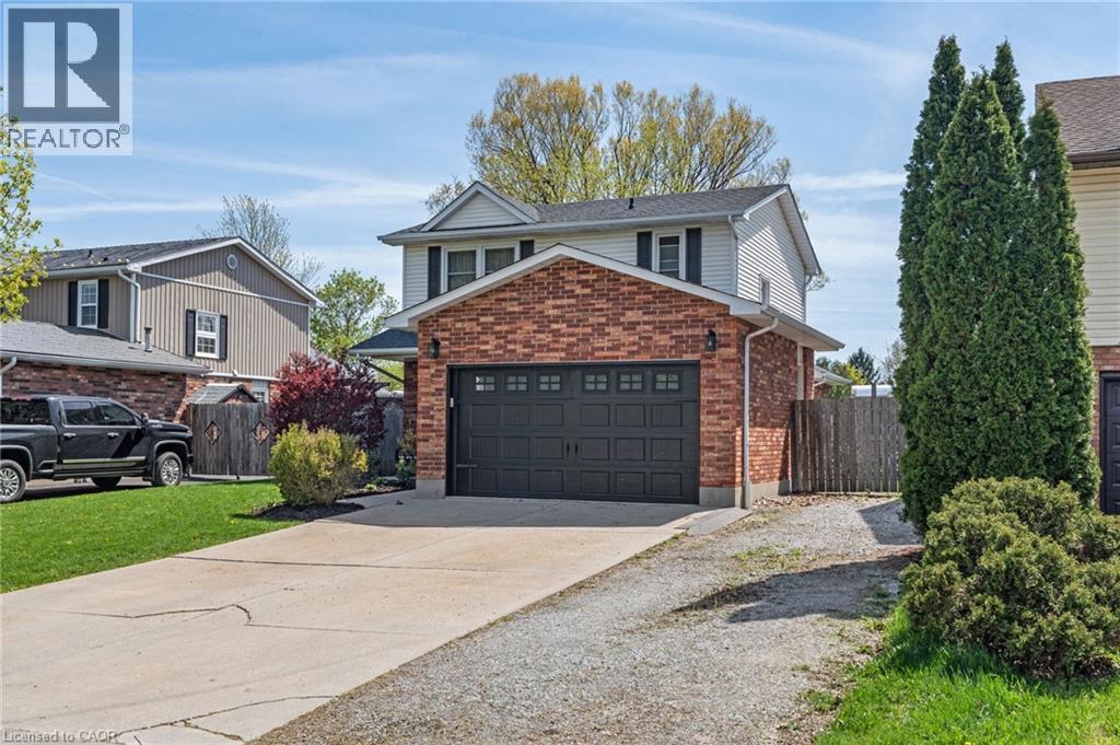 5 Macmillan Street, Caledonia, Ontario  N3W 1A1 - Photo 3 - 40827495