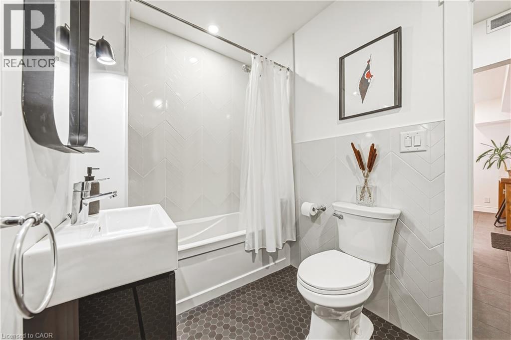 153 Elgin Street, Hamilton, Ontario  L8L 4Y1 - Photo 17 - 40826831