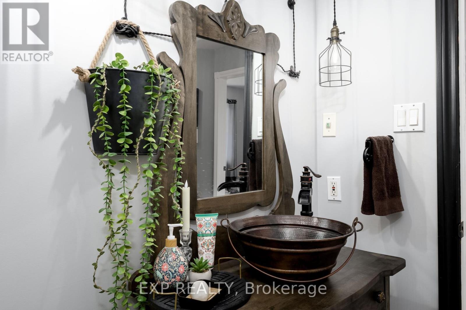 9127 Hacienda Road, Malahide, Ontario  N5H 2R1 - Photo 17 - X13087516