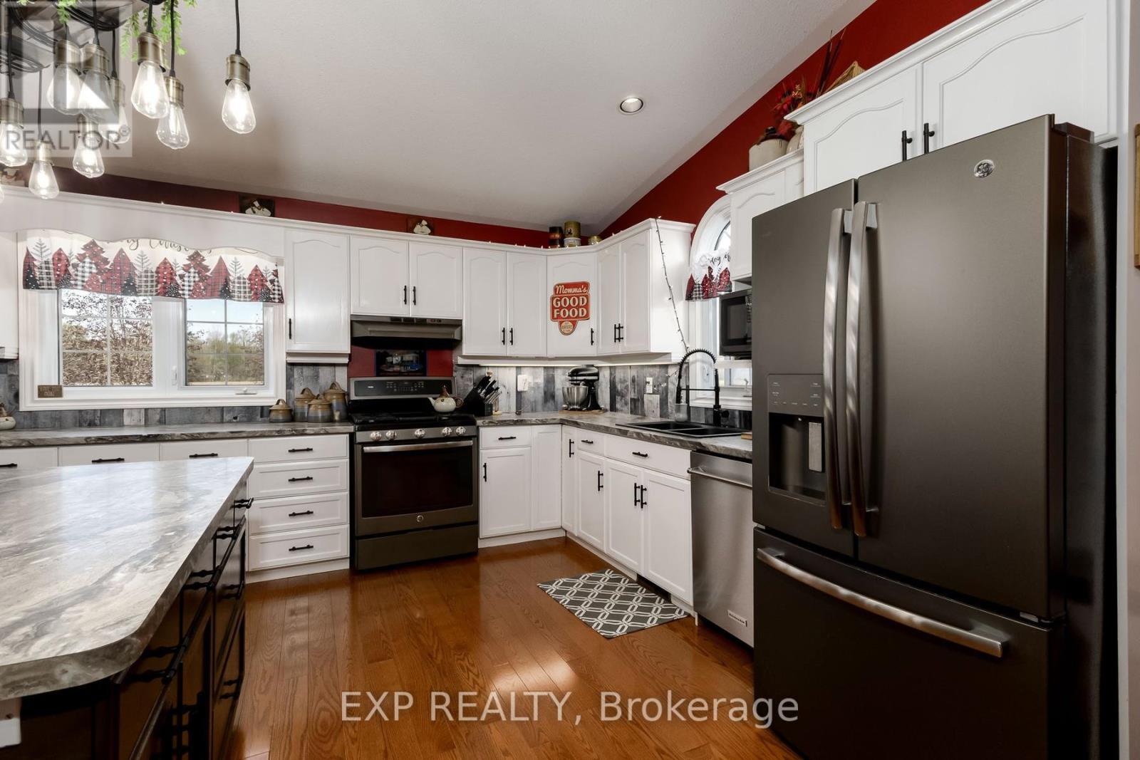 9127 Hacienda Road, Malahide, Ontario  N5H 2R1 - Photo 7 - X13087516