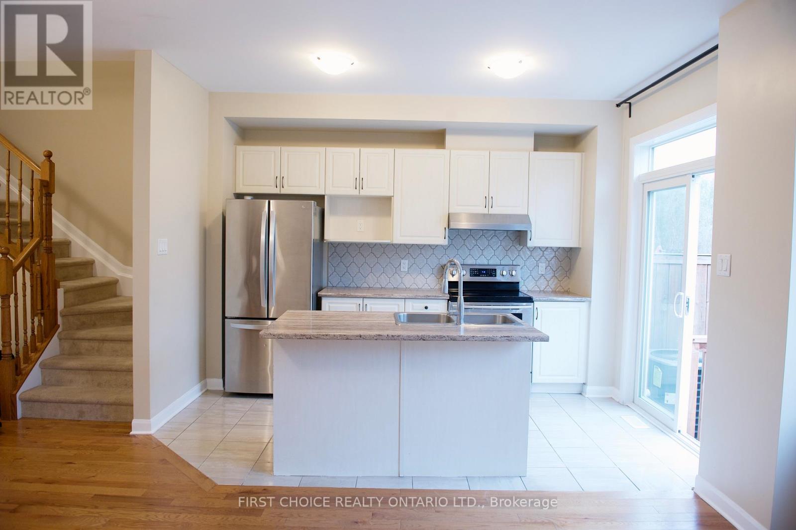 222 Geyser Place, Ottawa, Ontario  K2J 6P1 - Photo 12 - X13087522