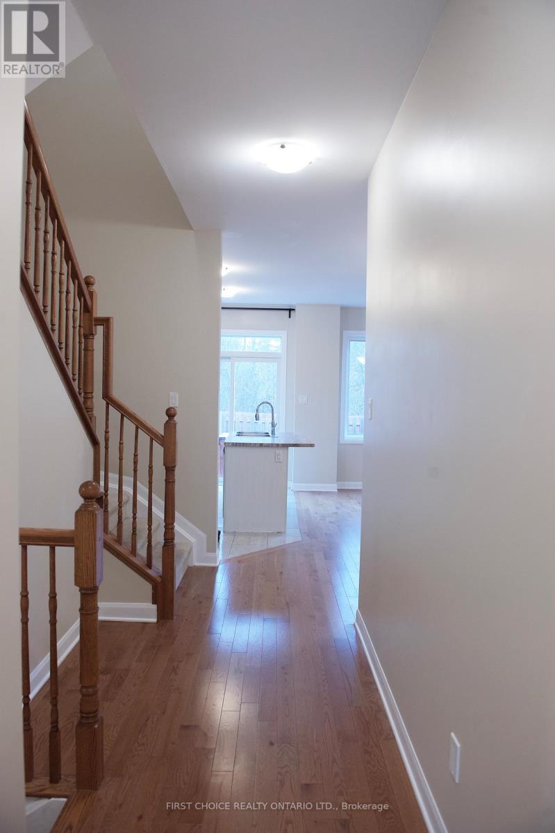 222 Geyser Place, Ottawa, Ontario  K2J 6P1 - Photo 5 - X13087522