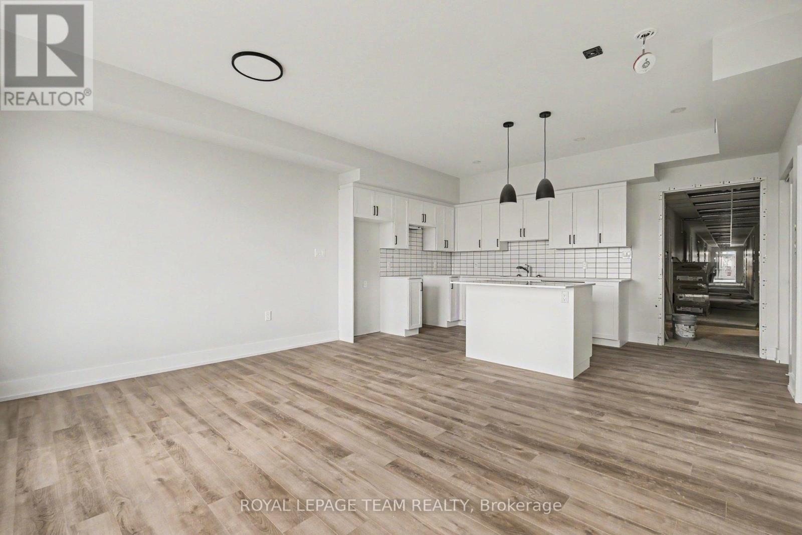 310 - 5874 County Rd #19 Road, North Grenville, Ontario  K0G 1J0 - Photo 10 - X13087524
