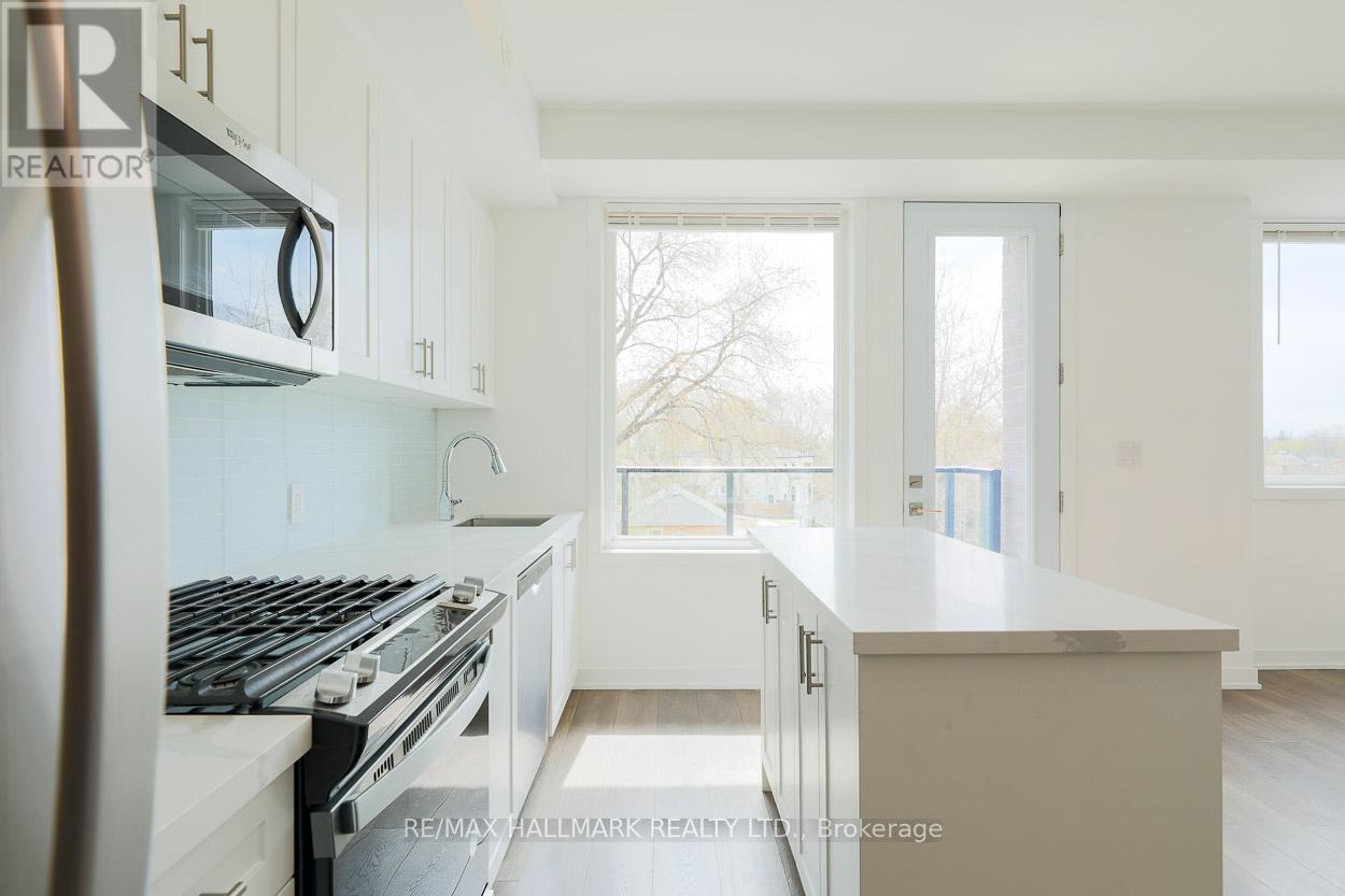 5 - 1475 O'connor Drive, Toronto, Ontario  M4B 2V5 - Photo 11 - E13087520