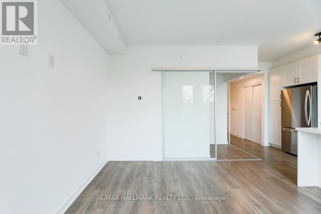 5 - 1475 O'connor Drive, Toronto, Ontario  M4B 2V5 - Photo 13 - E13087520