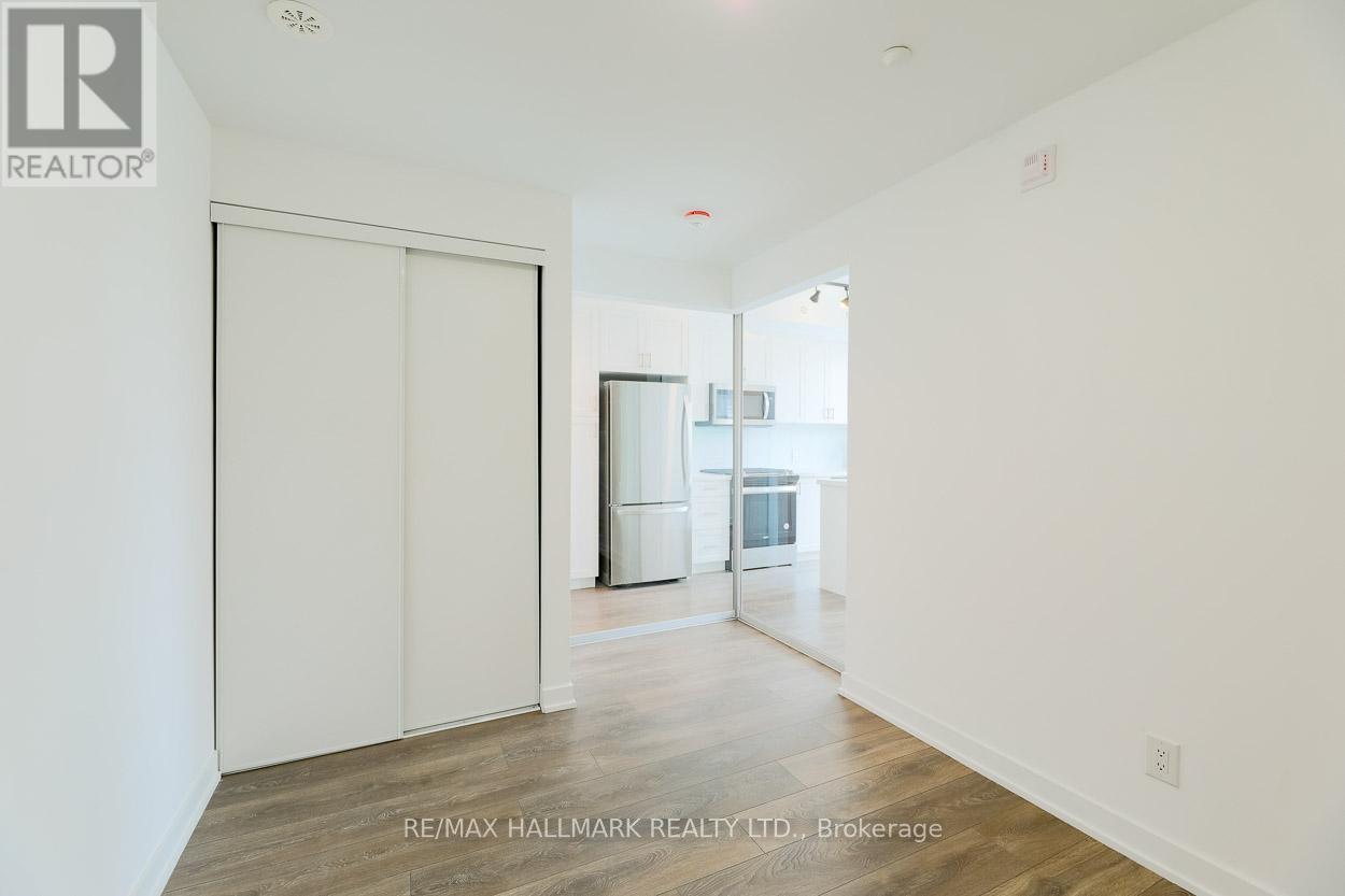 5 - 1475 O'connor Drive, Toronto, Ontario  M4B 2V5 - Photo 20 - E13087520