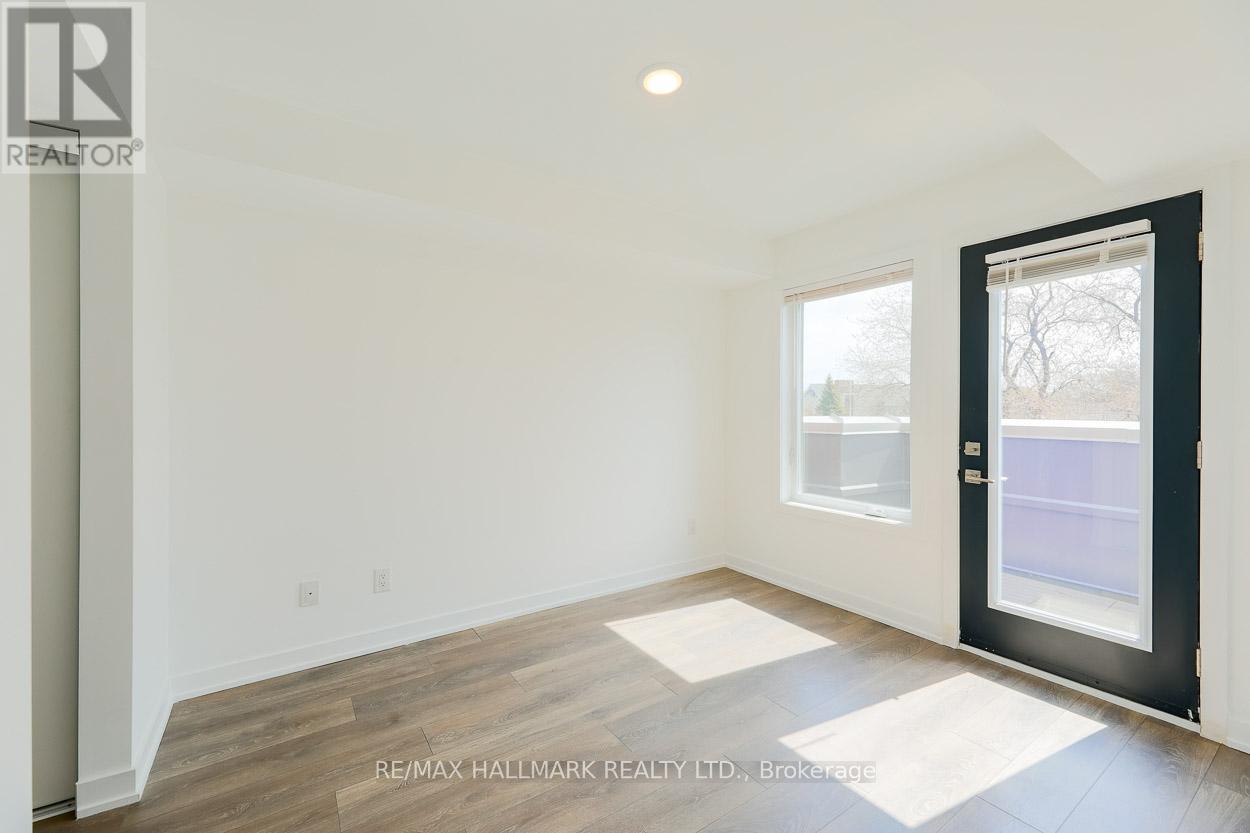 5 - 1475 O'connor Drive, Toronto, Ontario  M4B 2V5 - Photo 24 - E13087520