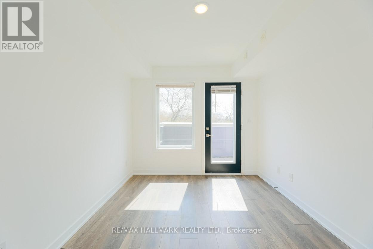 5 - 1475 O'connor Drive, Toronto, Ontario  M4B 2V5 - Photo 25 - E13087520