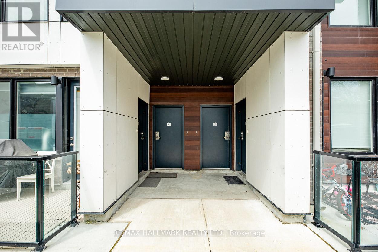 5 - 1475 O'connor Drive, Toronto, Ontario  M4B 2V5 - Photo 3 - E13087520