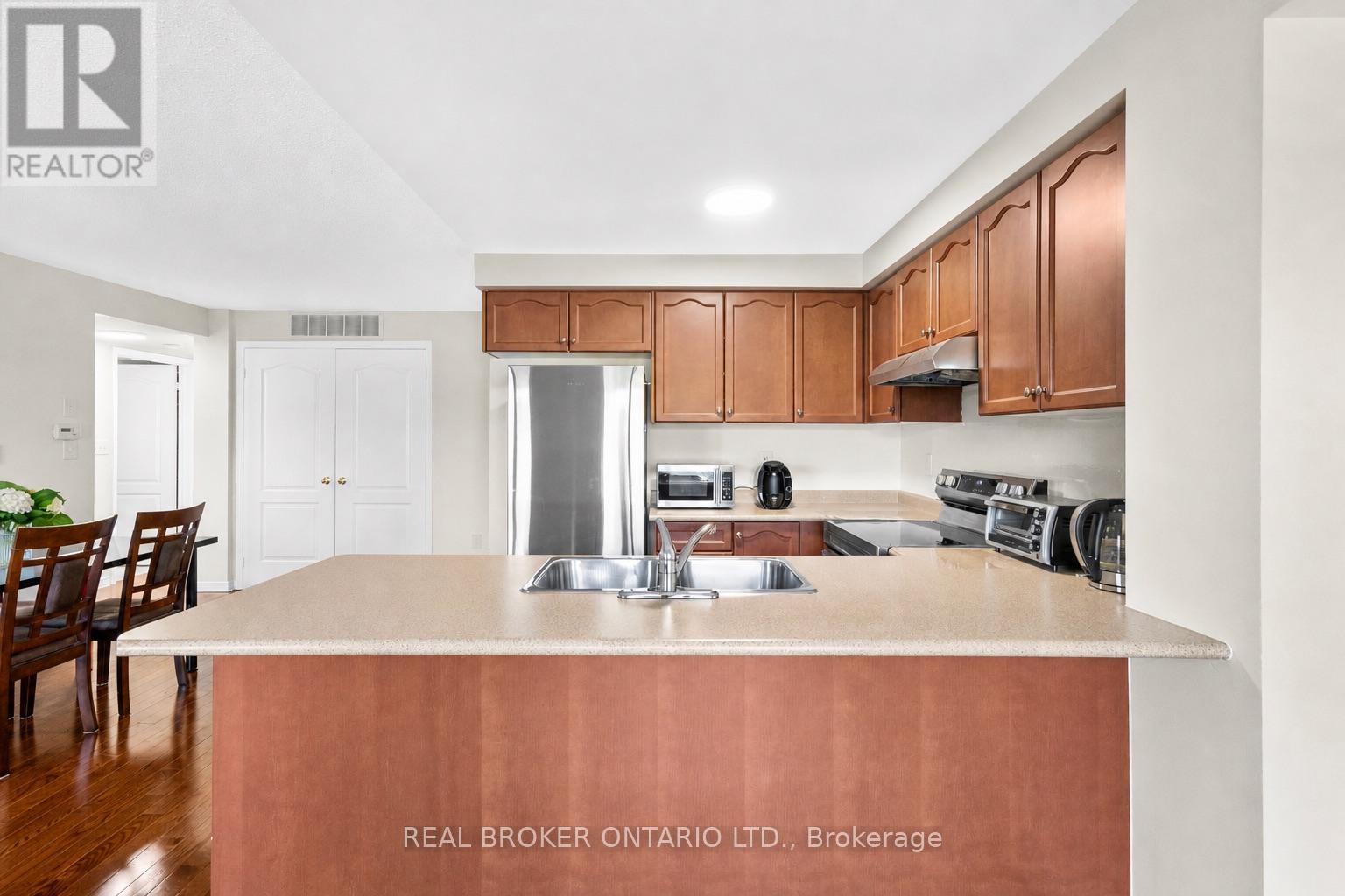 27 - 649e Warden Avenue, Toronto, Ontario  M1L 0E7 - Photo 8 - E13087534
