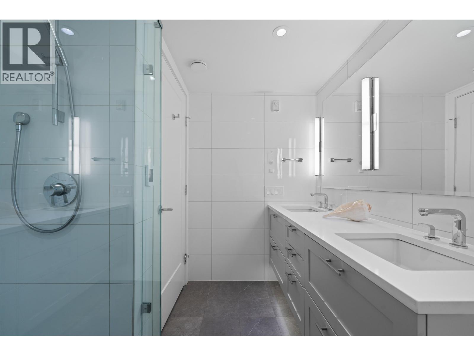 402 505 E 2nd Street, North Vancouver, British Columbia  V7L 1E1 - Photo 18 - R3119974