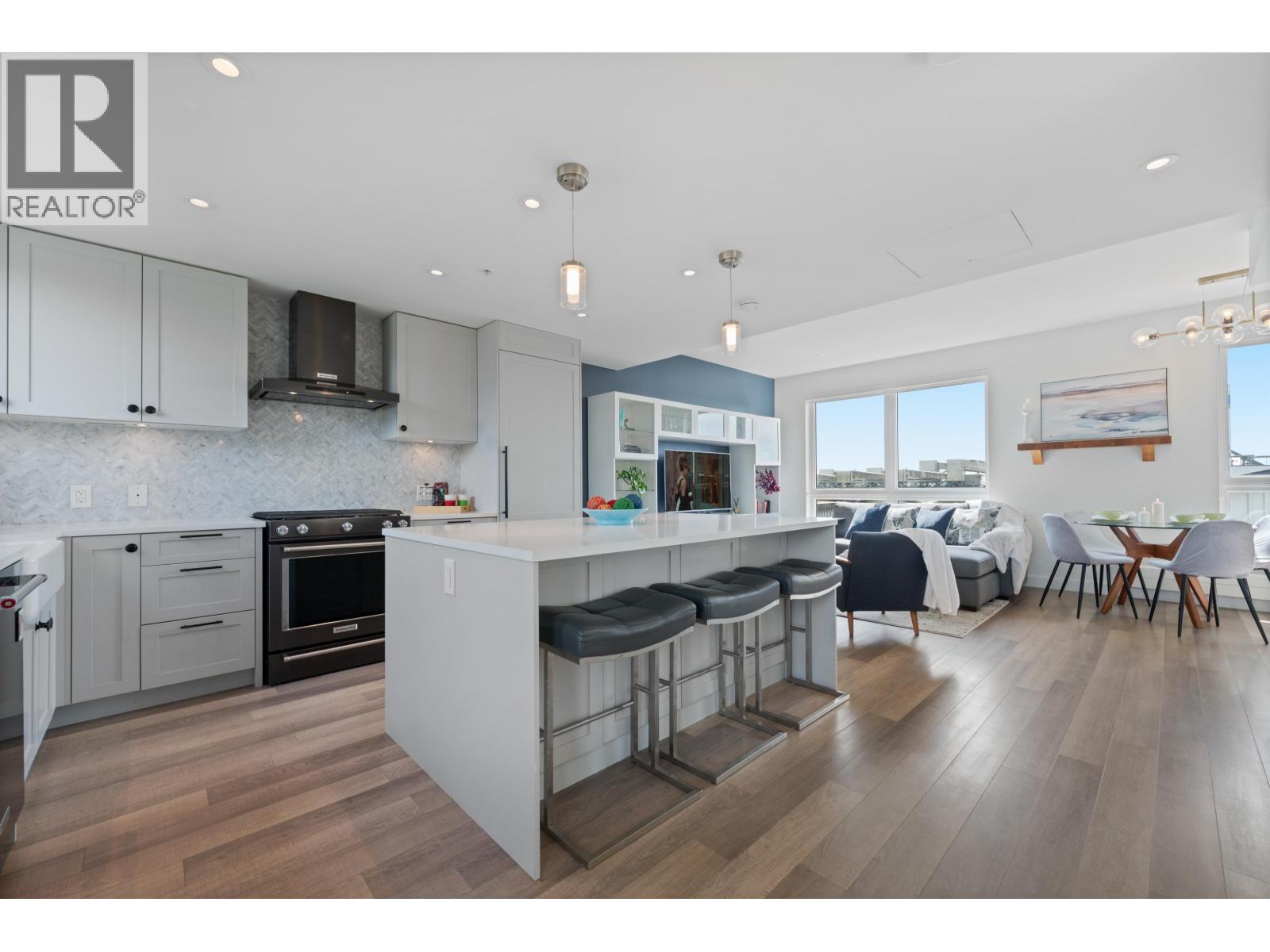 402 505 E 2nd Street, North Vancouver, British Columbia  V7L 1E1 - Photo 5 - R3119974