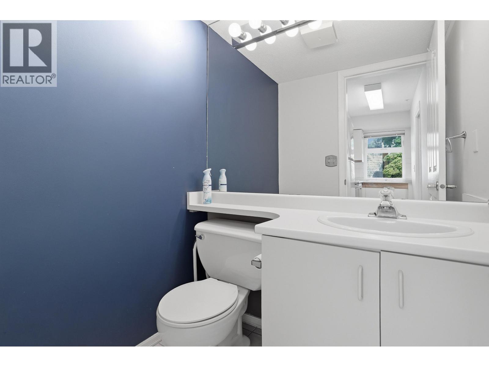 737 W 7th Avenue, Vancouver, British Columbia  V5Z 1B9 - Photo 12 - R3120001