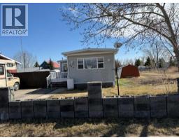 320 2 Avenue N, Champion, Alberta