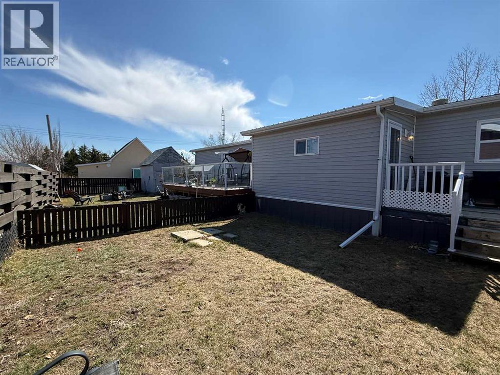 320 2 Avenue N, Champion, Alberta  T0L 0R0 - Photo 3 - A2301719