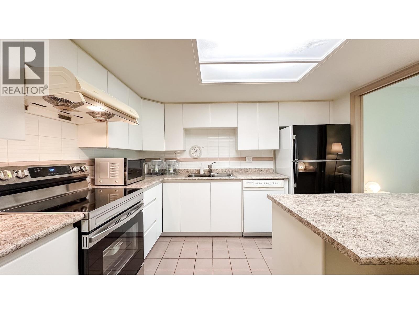 401 1159 Main Street, Vancouver, British Columbia  V6A 4B6 - Photo 7 - R3119435