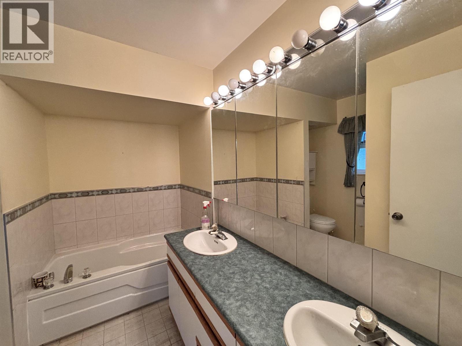 4740 Mclure Avenue, Richmond, British Columbia  V7C 4J9 - Photo 15 - R3119961
