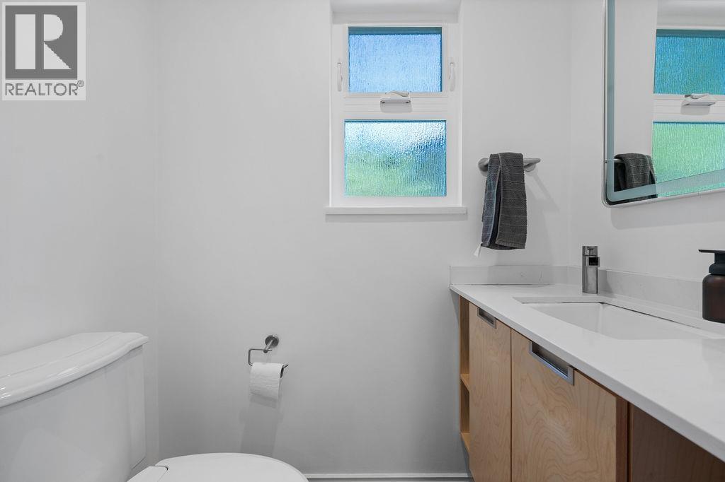 707 E Braemar Road, North Vancouver, British Columbia  V7N 4G1 - Photo 13 - R3119998