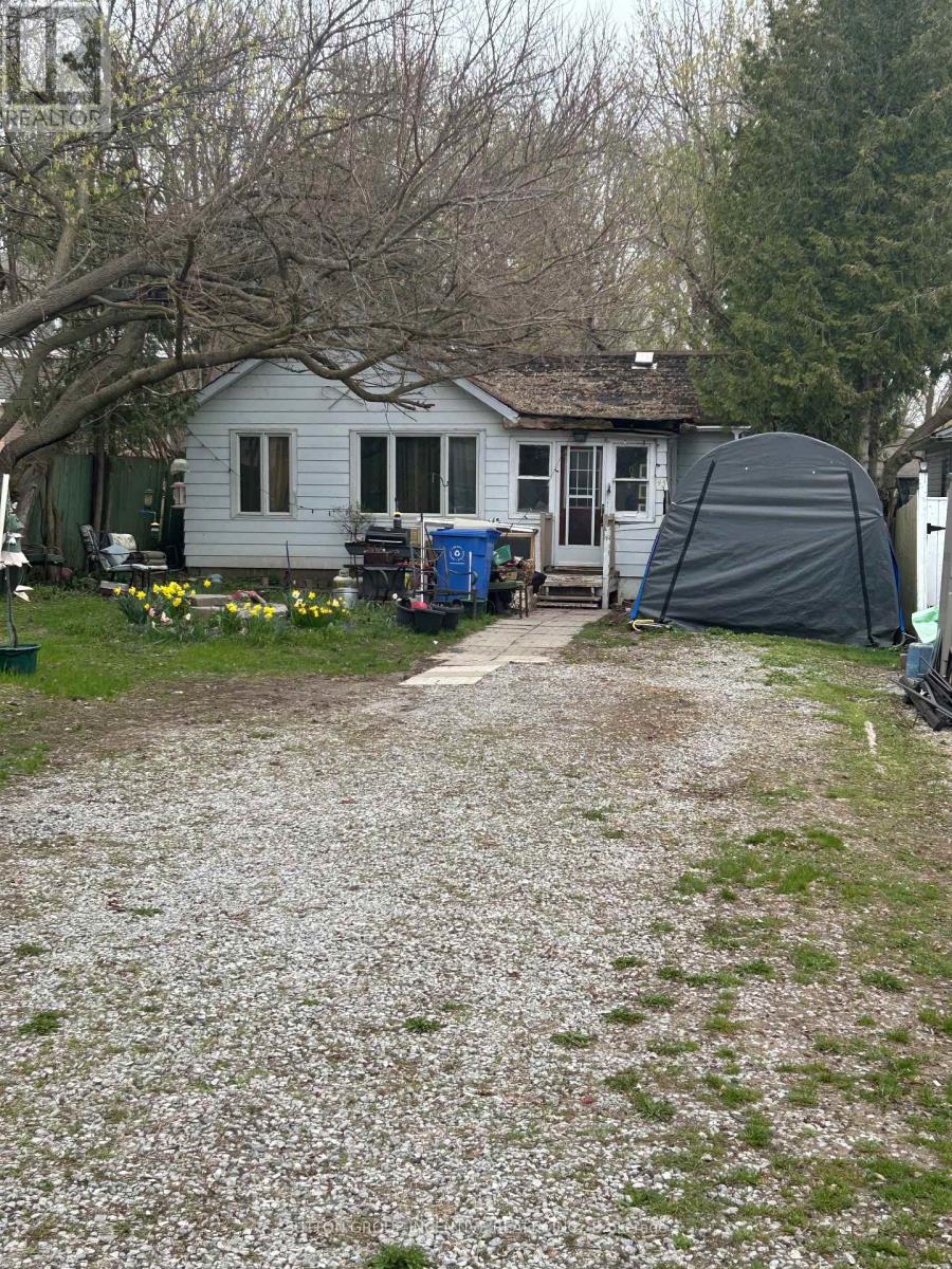 95 Lake Drive N, Georgina, Ontario  L4P 1A9 - Photo 3 - N13081882