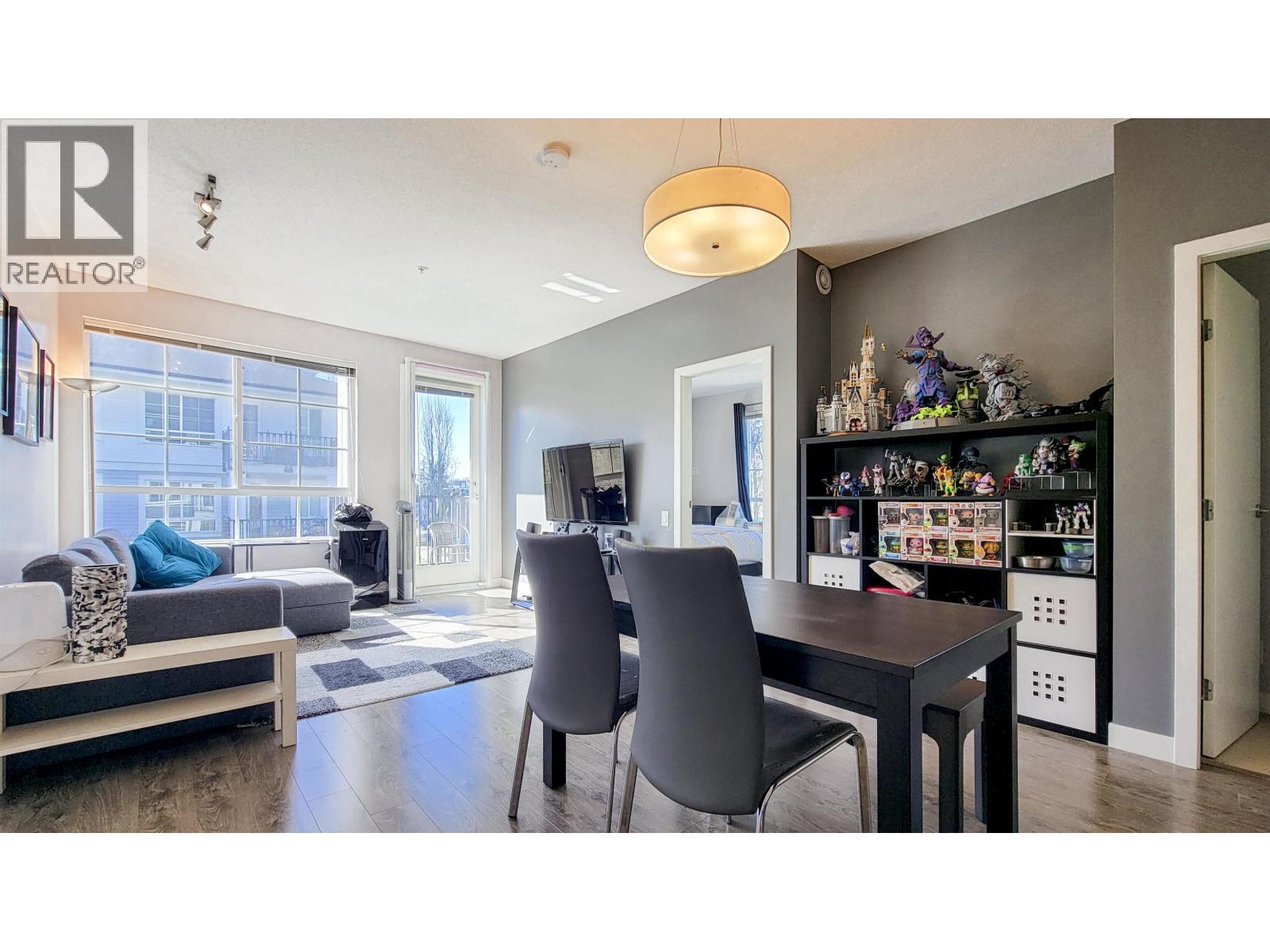 307 555 Foster Avenue, Coquitlam, British Columbia  V3J 0B6 - Photo 7 - R3119578