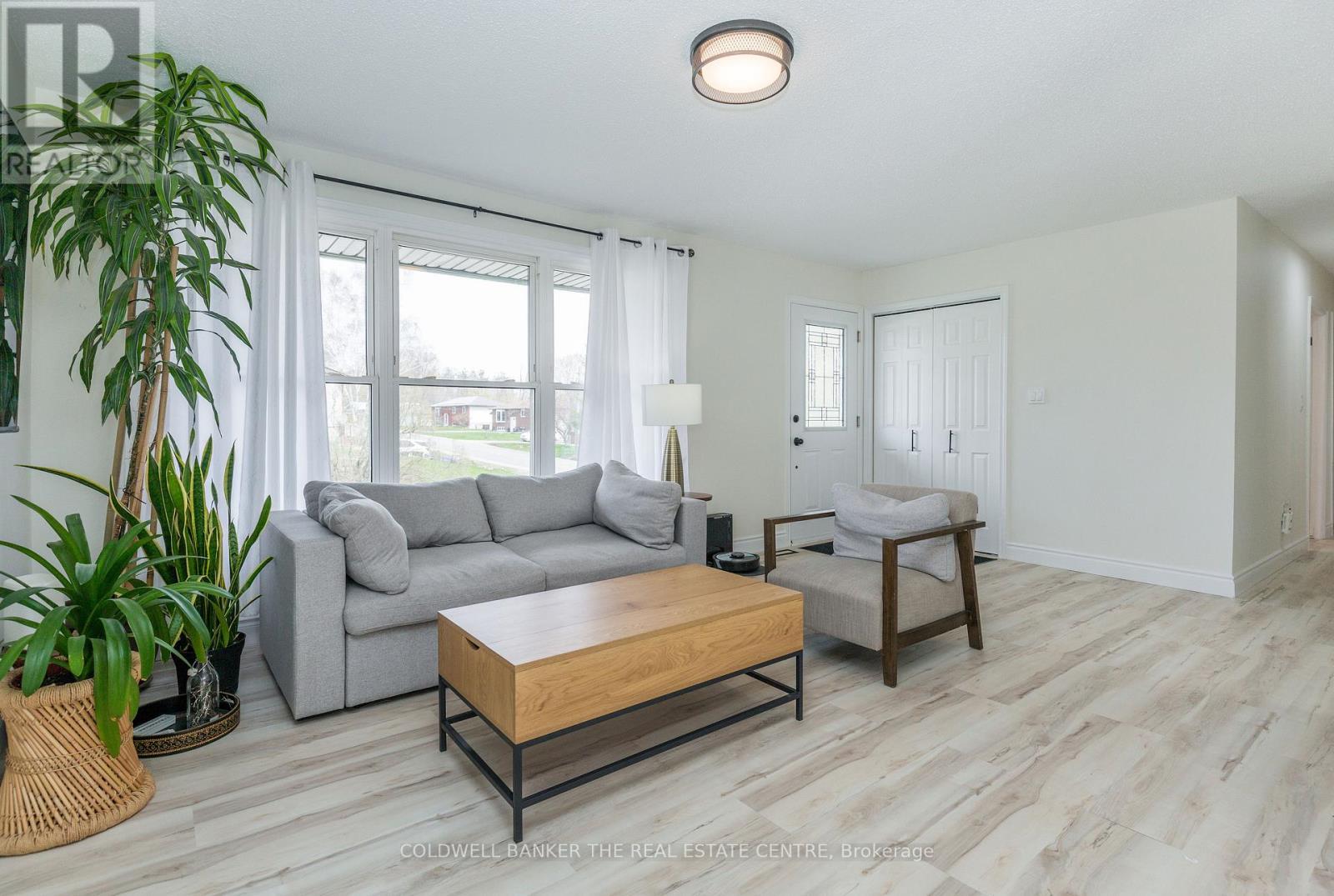 461 Alberta Street, Tay, Ontario  L0K 1R0 - Photo 4 - S13086884