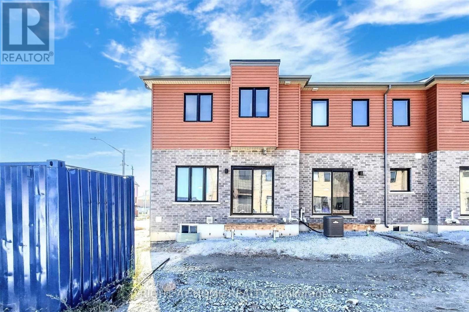 94 Fairlane Avenue, Barrie (Painswick South), Ontario  L9J 0M5 - Photo 18 - S13087536