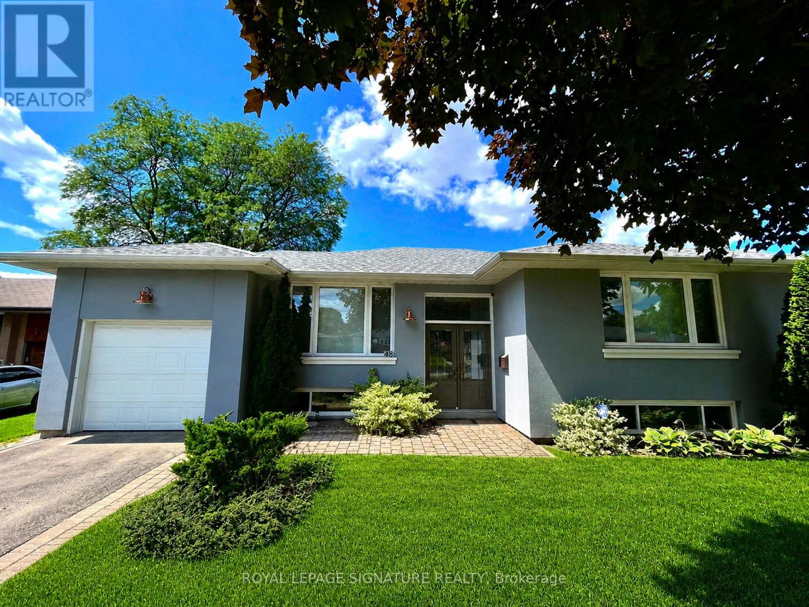 48 CARSBROOKE ROAD, Toronto, Ontario