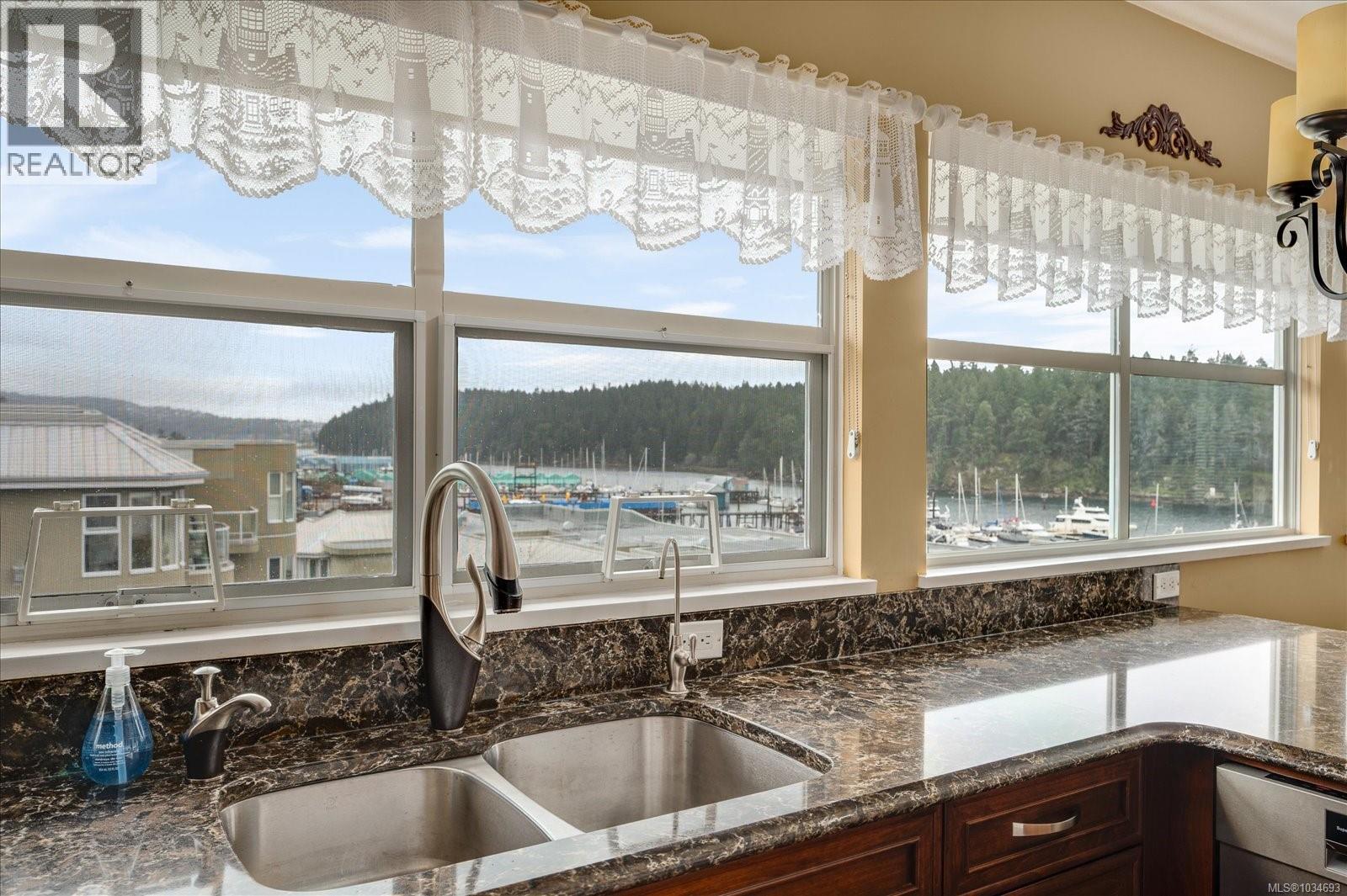 703 540 Stewart Ave, Nanaimo, British Columbia  V9S 5T5 - Photo 14 - 1034693