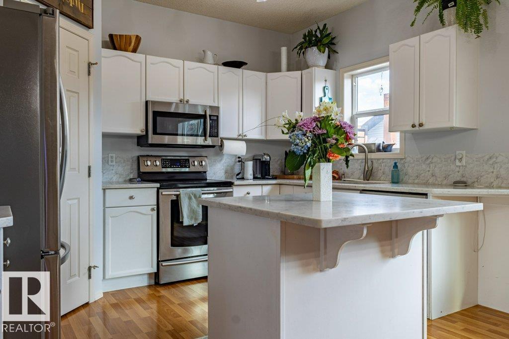 1676 Tomlinson Cm Nw, Edmonton, Alberta  T6R 3J3 - Photo 15 - E4485871