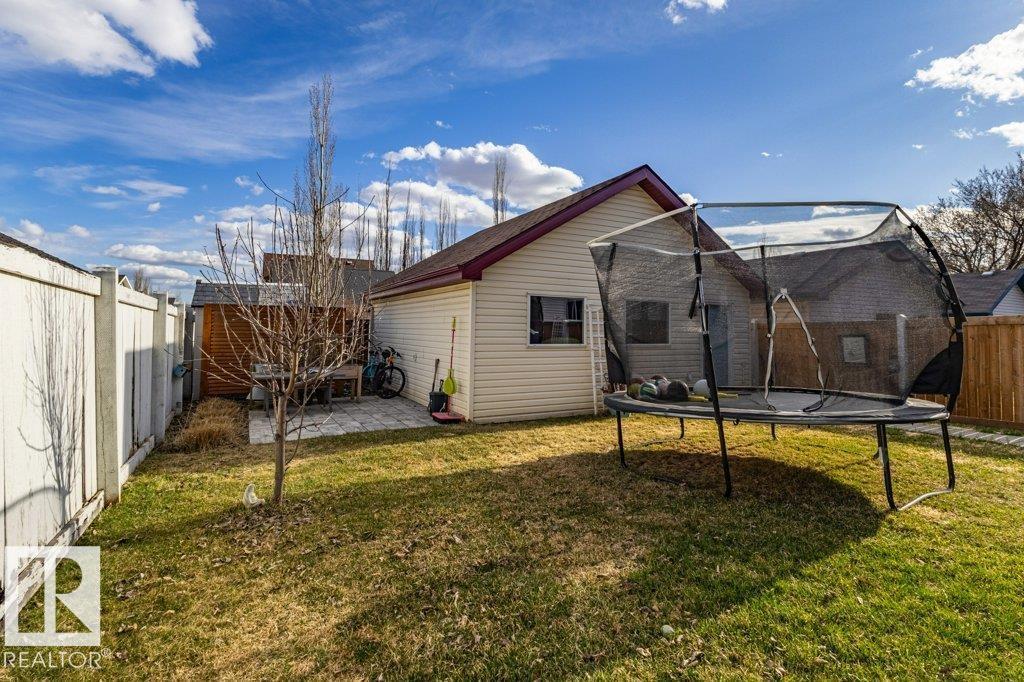 1676 Tomlinson Cm Nw, Edmonton, Alberta  T6R 3J3 - Photo 58 - E4485871
