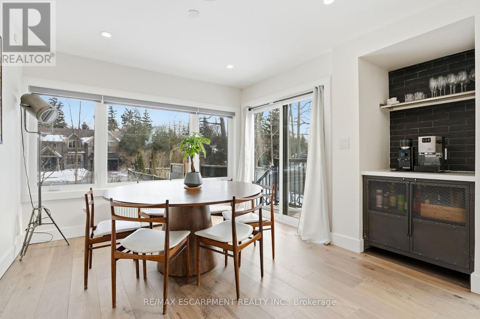 29 Pinewood Trail, Mississauga, Ontario  L5G 2L2 - Photo 10 - W12967042
