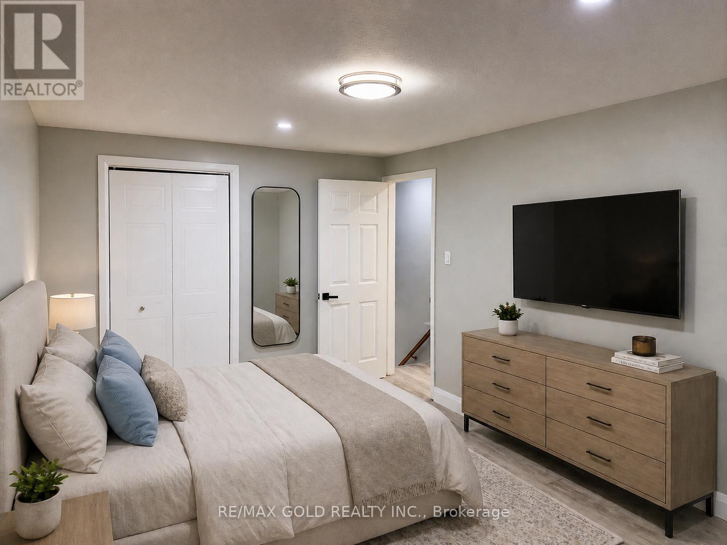 156 Mooregate Crescent, Kitchener, Ontario  N2M 2G1 - Photo 17 - X13060032