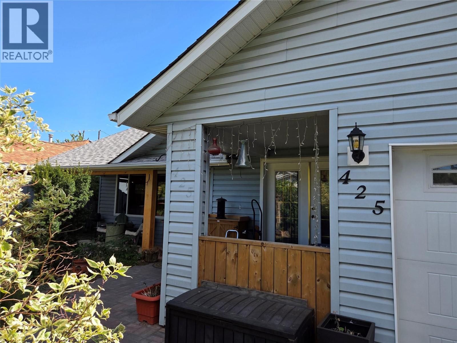 425 3rd Avenue, Keremeos, British Columbia  V0X 1N2 - Photo 37 - 10385674
