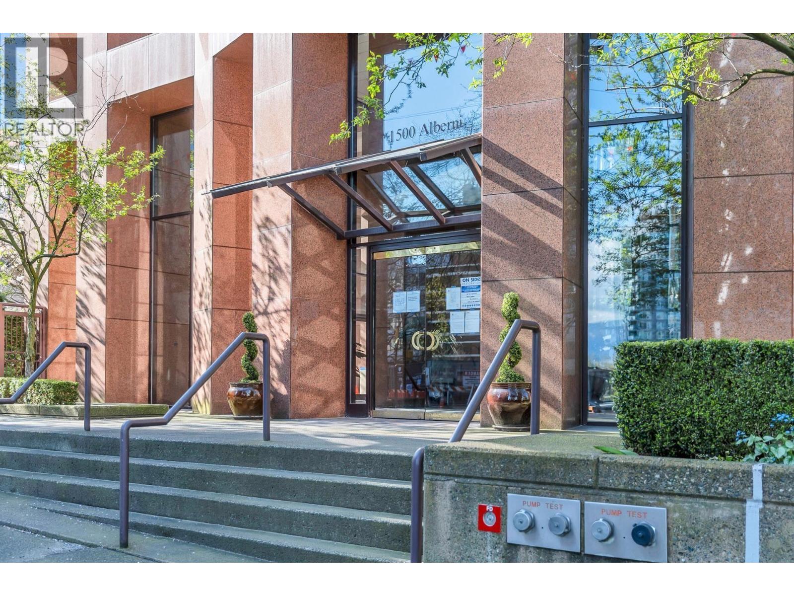 13C 1500 ALBERNI STREET, Vancouver, British Columbia
