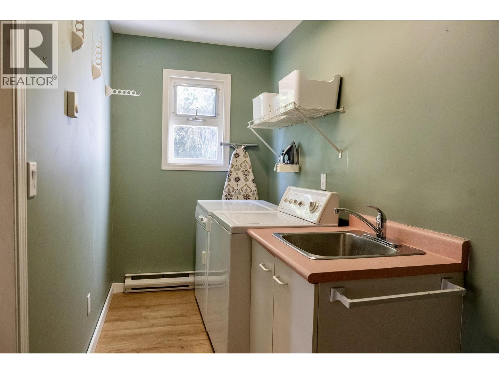 37267 Schooner Way, Pender Island, British Columbia  V0N 2M2 - Photo 32 - R3119823
