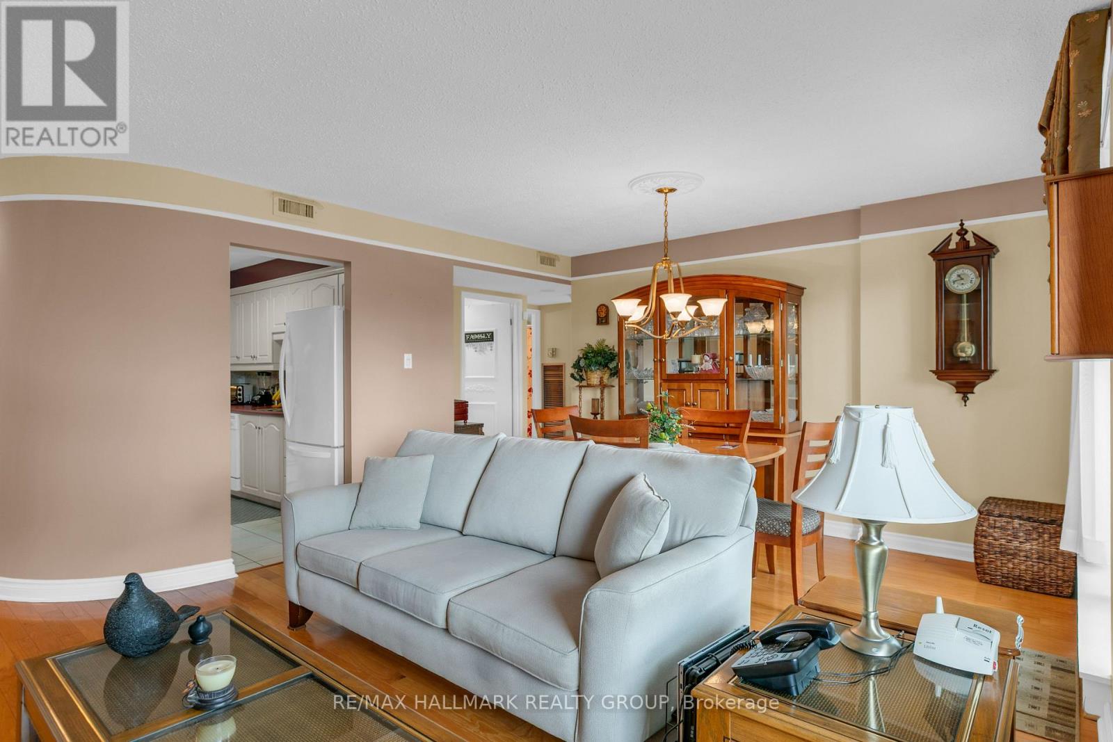 401 - 200 Lafontaine Avenue E, Ottawa, Ontario  K1L 8K8 - Photo 8 - X13087572