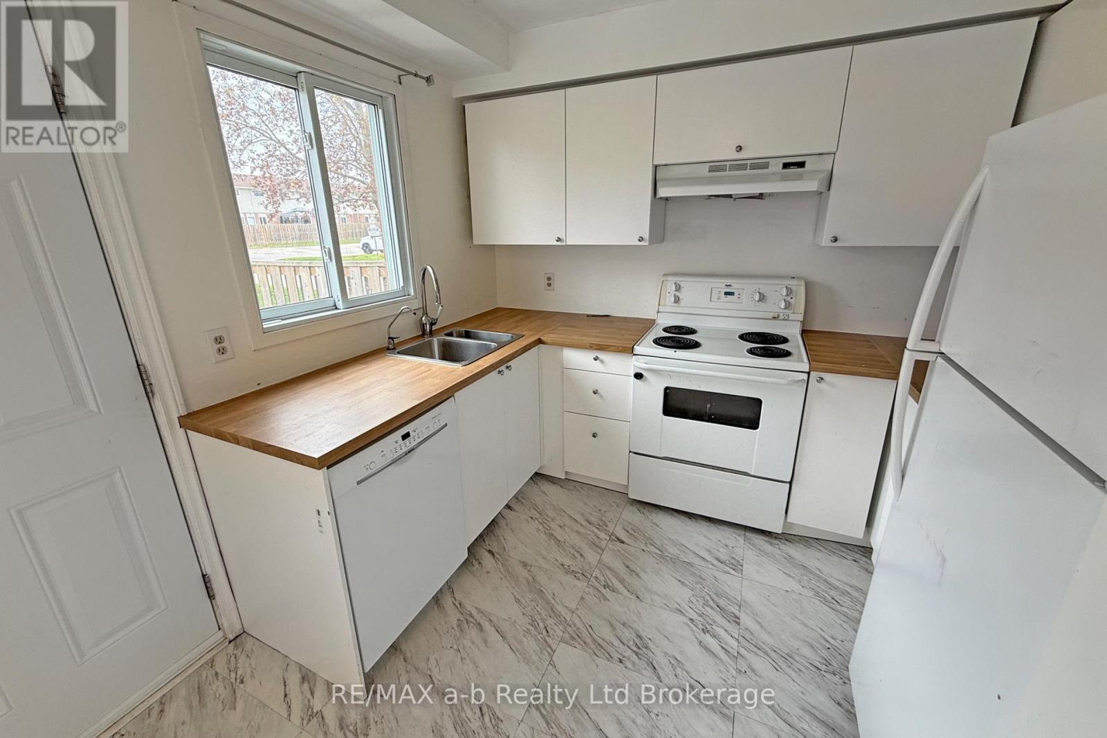 4 - 394 Springbank Avenue N, Woodstock (Woodstock - North), Ontario  N4T 1L1 - Photo 13 - X13087622