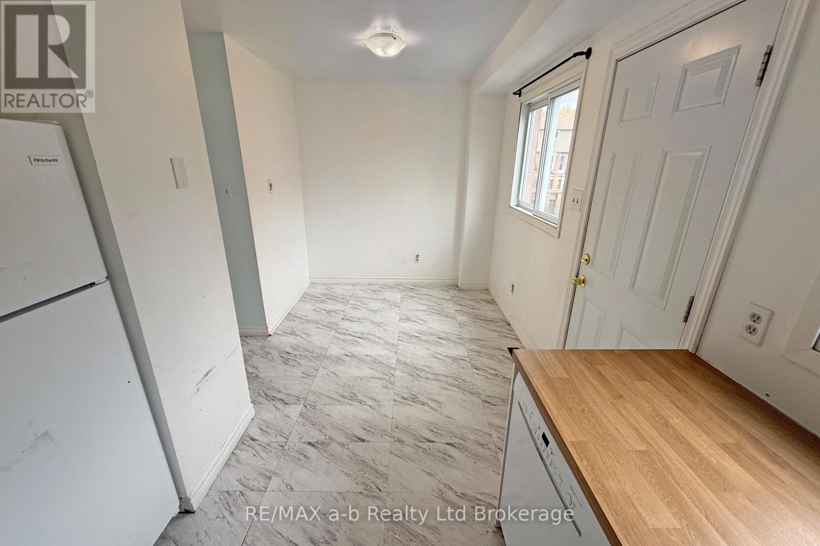 4 - 394 Springbank Avenue N, Woodstock (Woodstock - North), Ontario  N4T 1L1 - Photo 14 - X13087622