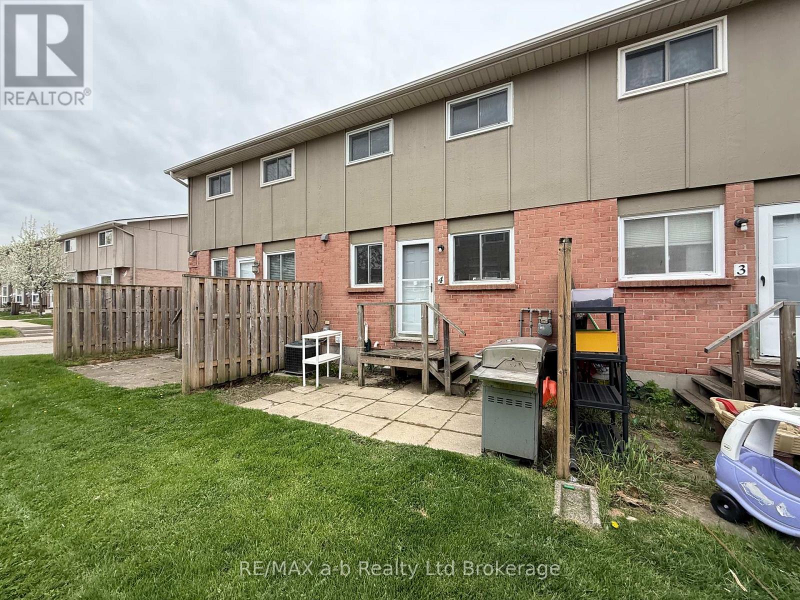 4 - 394 Springbank Avenue N, Woodstock (Woodstock - North), Ontario  N4T 1L1 - Photo 33 - X13087622