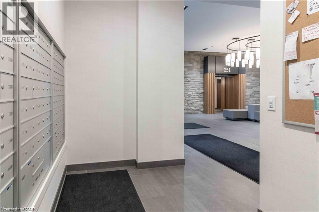 251 Northfield Drive E Unit# 406, Waterloo, Ontario  N2K 0G9 - Photo 5 - 40827310