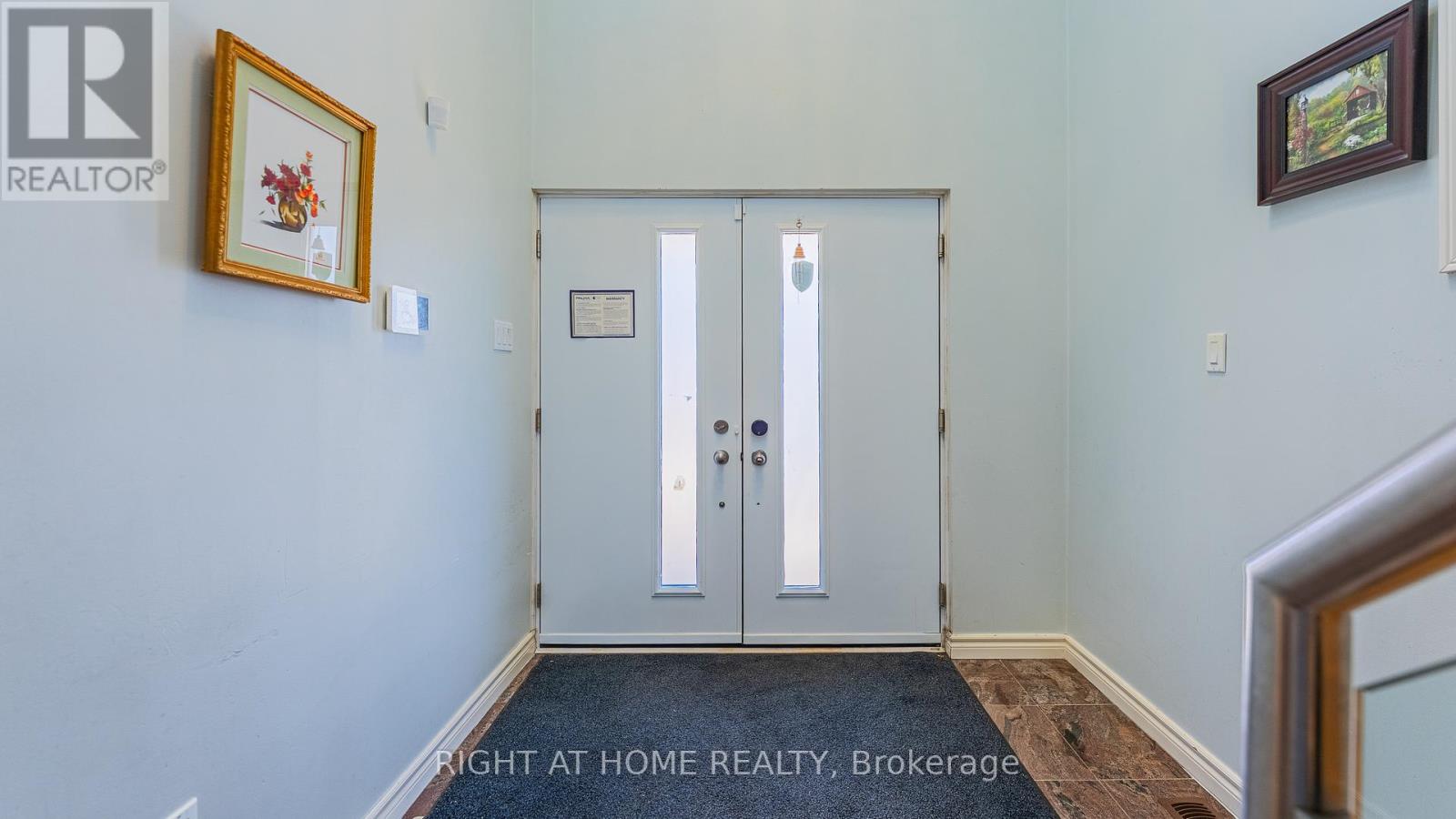 18 Rusholme Road, Toronto, Ontario  M6J 3H4 - Photo 4 - C13053078